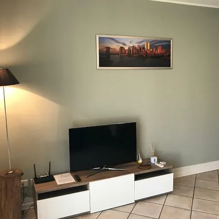 Grazioso Bilocale Metro/centro Apartment *